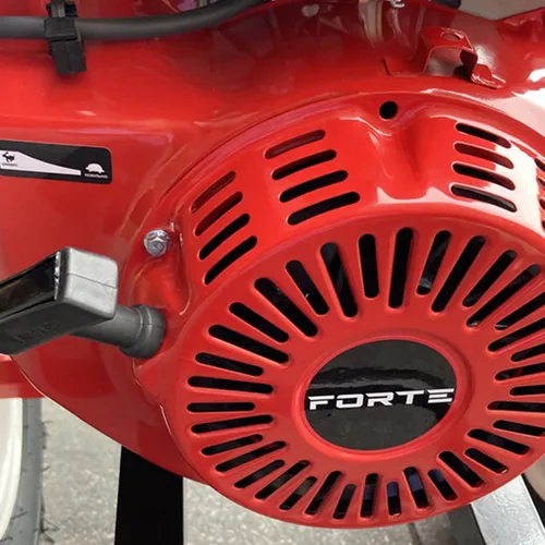 Культиватор бензиновый FORTE 1350G-3 NEW,колеса 12",мощный 13,0кс,ручный старт, ширина/глубина обработки 1350/300 мм,красный, новая форма двигателя, на руль установлен ящик для инструментов, воздушный фильтр нового типа - PRORAB image-3