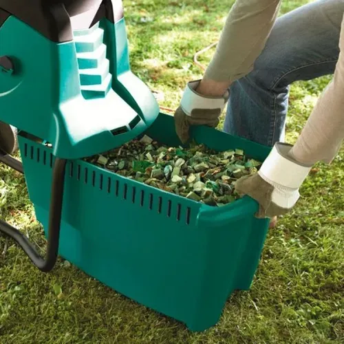 Садовий подрібнювач Bosch AXT 25 D (2.5 кВт) (0600803100) - PRORAB image-6