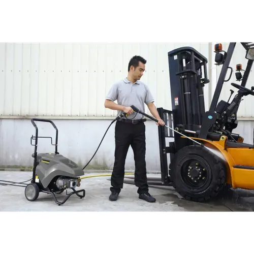 Мийка високого тиску Karcher HD 7/18-4 Classic (~ 3ф, 4.9 кВт, 700 л/год) (1.367-307.0) - PRORAB image-3