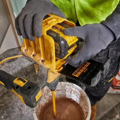 Зарядний пристрій DeWALT DCB118 + акумулятори DeWALT DCB548 (Li-Ion, 2х18 В, 12 А*год) (DCB118Y2) - PRORAB image-5