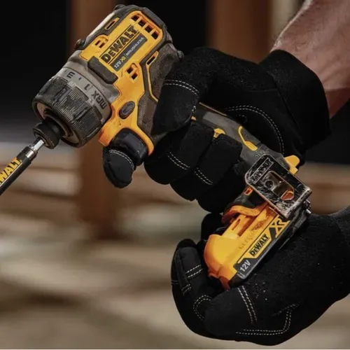 Акумуляторний шуруповерт DeWALT DCF601D2 (12 В, 2х2 А*год, 8 Н*м) - PRORAB image-3