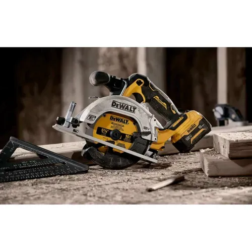 Акумуляторна дискова пила DeWALT DCS512NT + кейс (12 В, без АКБ, 140 мм) - PRORAB image-3