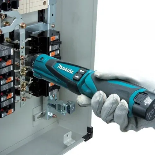 Акумуляторний шуруповерт Makita DF012DSE (2х7.2 В, 1.5 А*год) - PRORAB image-2