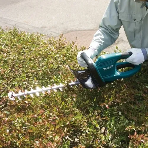 Кущоріз Makita UH5580 (0.67 кВт, 550 мм) - PRORAB image-3